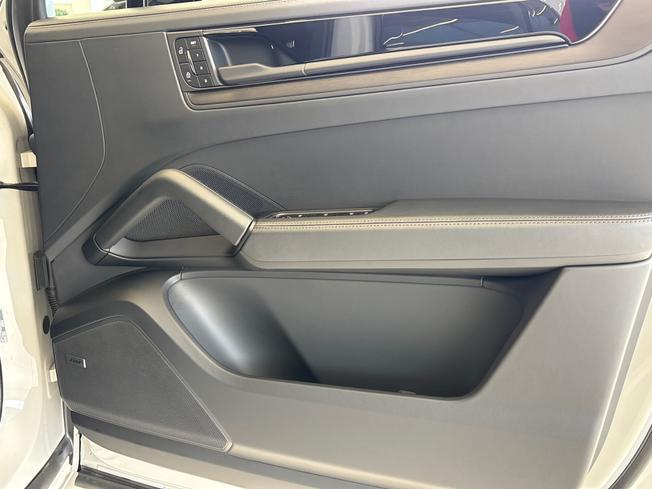 PORSCHE Cayenne Photo 20