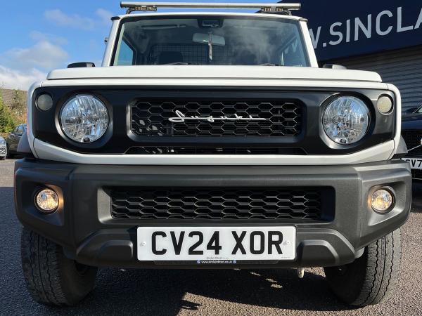 Suzuki Jimny Photo autoimg-3bf69eb628cda00ae6a0a6df3c1c35d85b8a7e5d.jpg