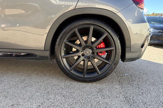 MERCEDES-BENZ Gla Photo 25