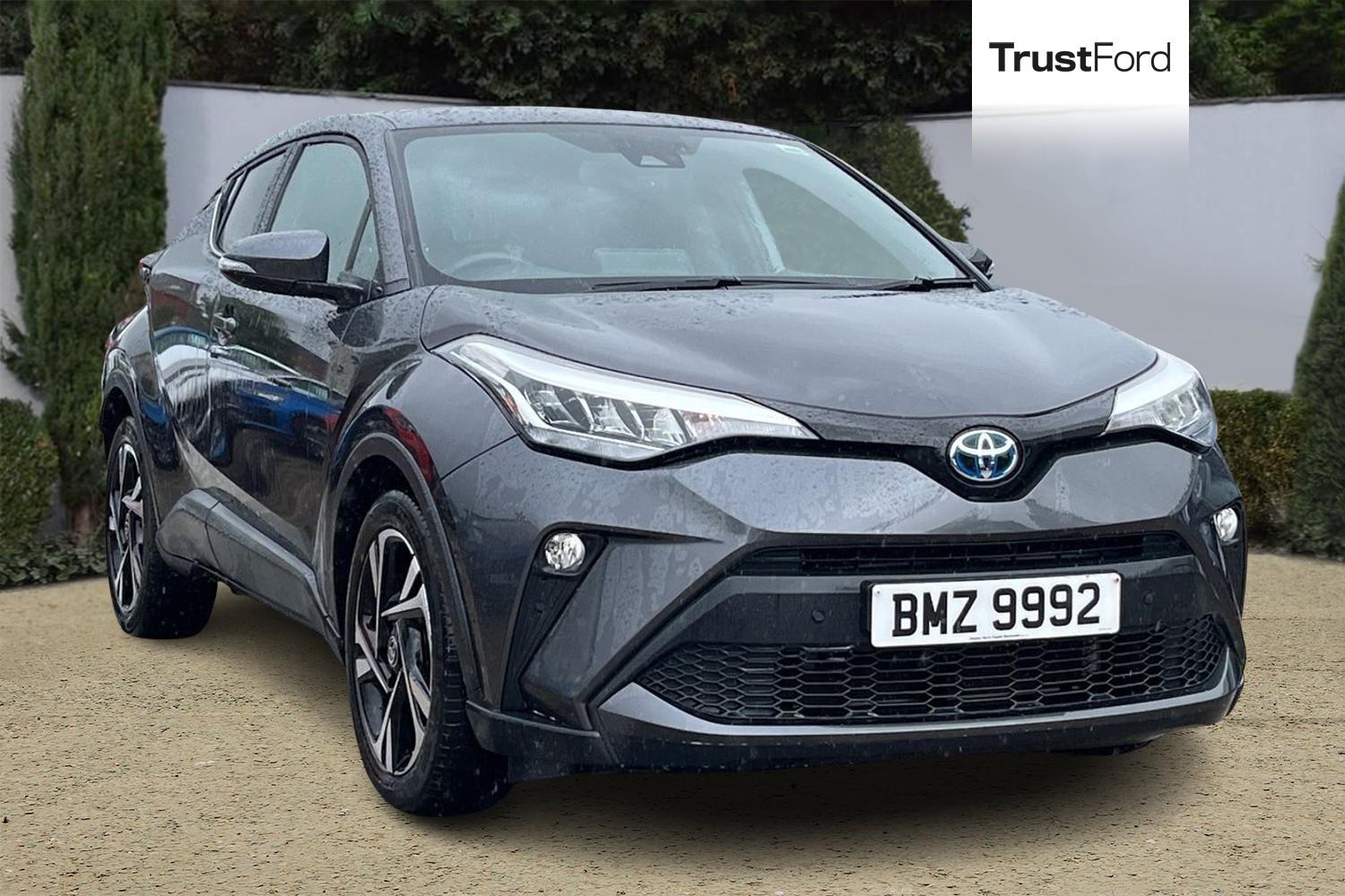 Toyota C-HR Photo 0