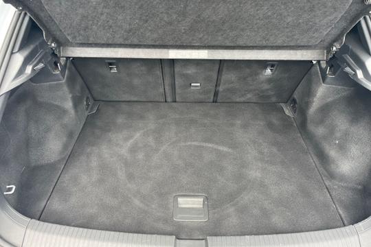 Volkswagen T-ROC R-LINE Photo autoimg-3c01f7b8799810d480b6ca10eb24a328e06ee135.jpg