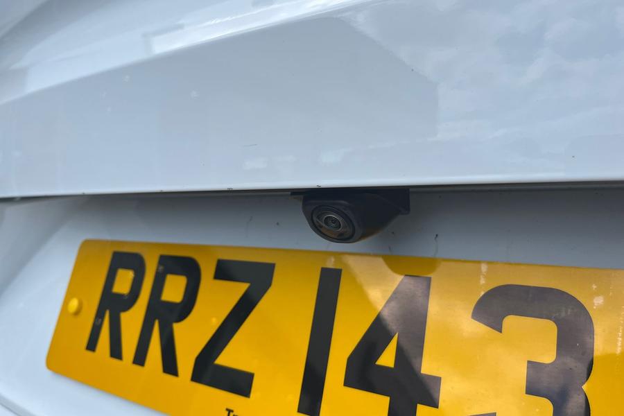 Ford PUMA Photo autoimg-3c06103f4c5eb86296375657a972e37b84bee182.jpg