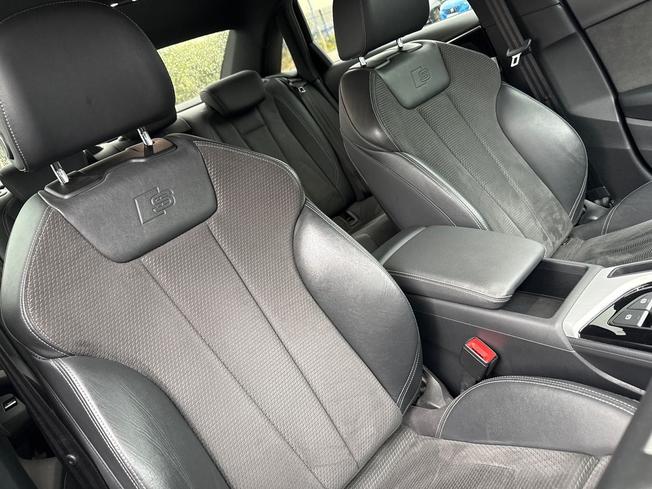 AUDI A4 Photo 27