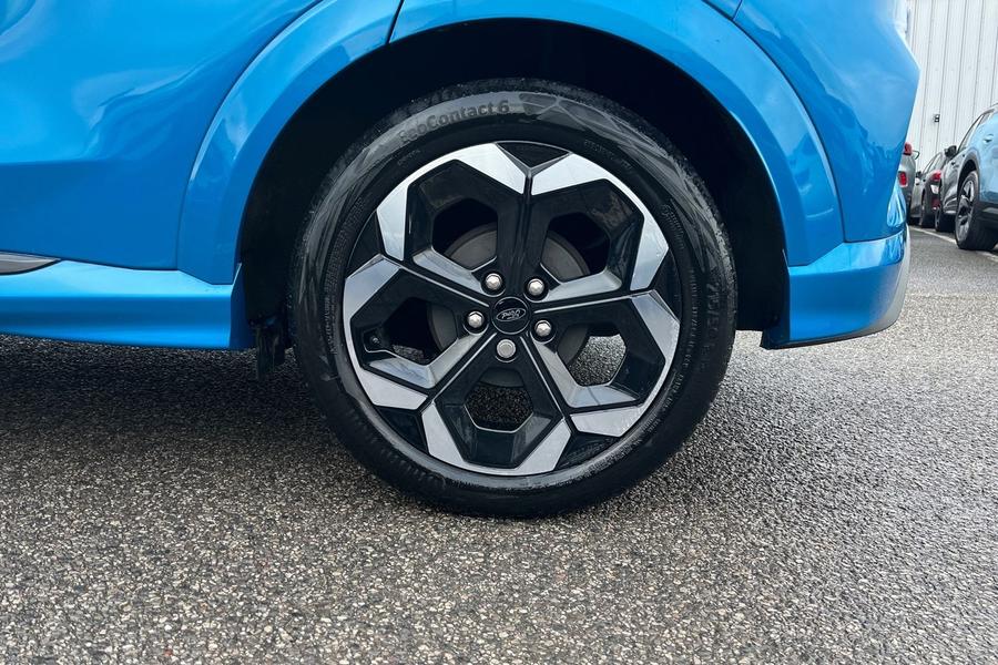 Ford Puma Photo autoimg-3c093baa555f414f17bbc03cb19c3ad65b2ec930.jpg