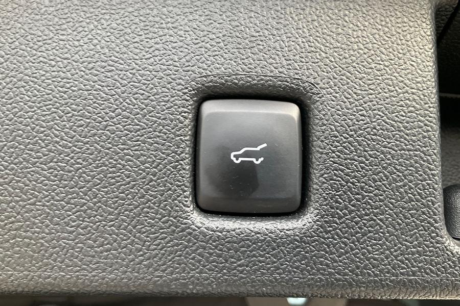 Ford Kuga Photo autoimg-3c0b5b50dced00d0b9aa8a1593caae437f482ba7.jpg