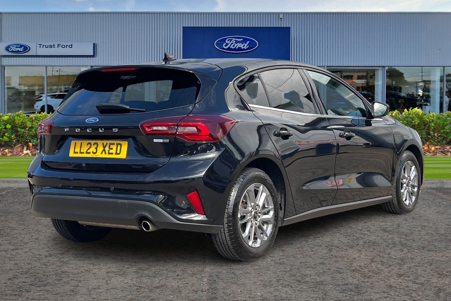 Ford Focus Photo 3