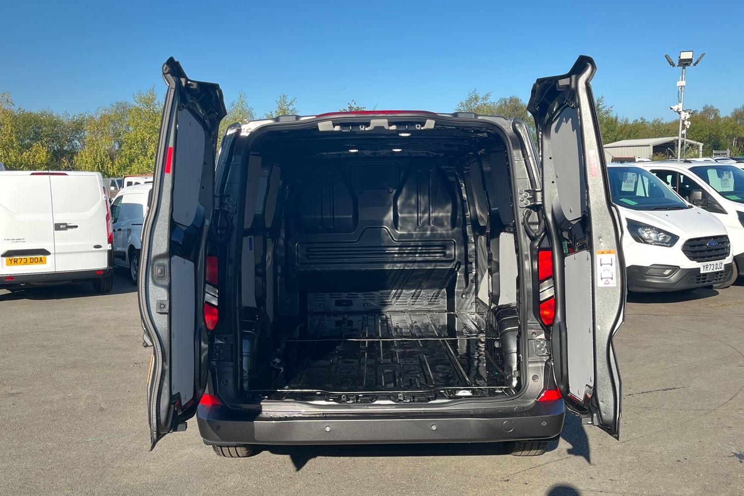 Ford TRANSIT CUSTOM Photo 6