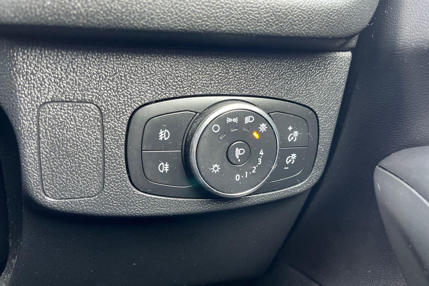 Ford FOCUS Photo 27