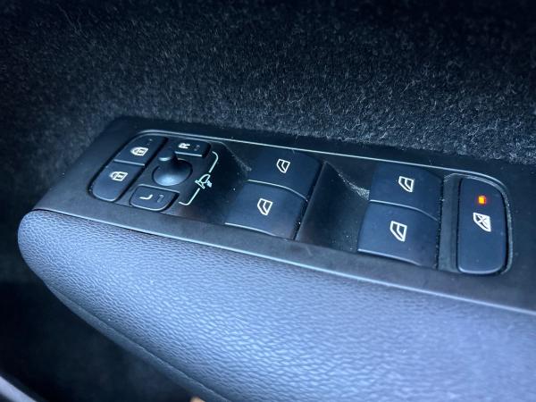 Volvo XC40 Photo autoimg-3c1394bb84d53db1dd6783f988e1dc46da662539.jpg