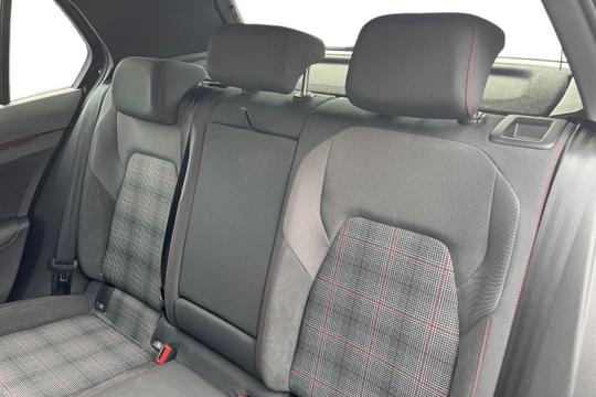 Volkswagen Golf Photo autoimg-3c1546c52c1add035155d7a47f673518808130bd.jpg