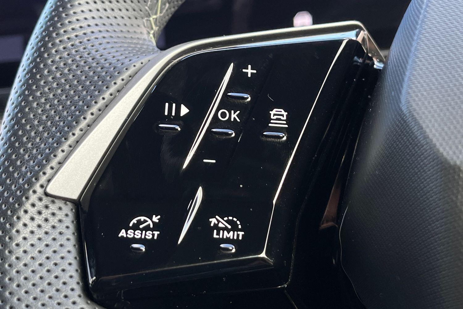 Peugeot E-3008 Photo 33