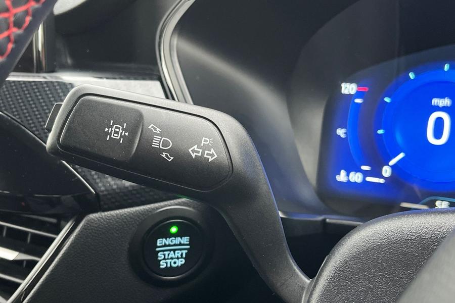 Ford Kuga Photo autoimg-3c188896725bfb4b9c6f5c939449896808d113eb.jpg
