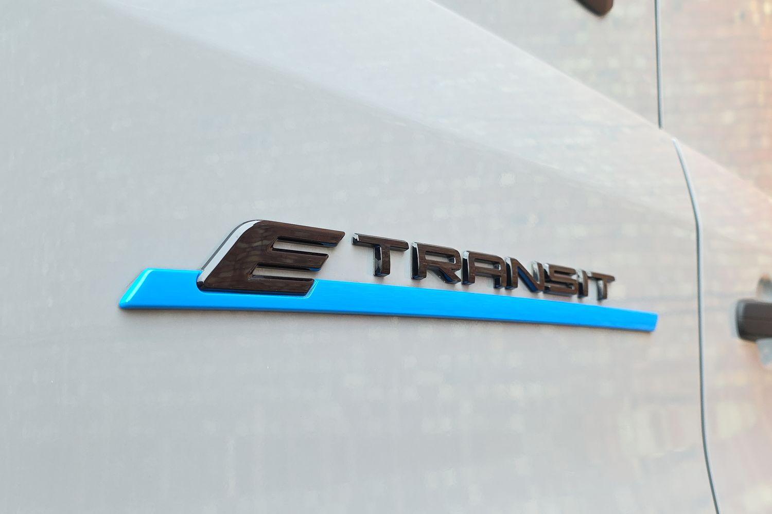 Ford E-TRANSIT Photo 19