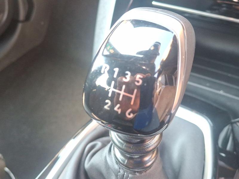 Used Peugeot 208 LO24UDW 47