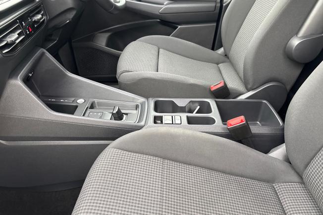 VOLKSWAGEN Caddy Photo 21