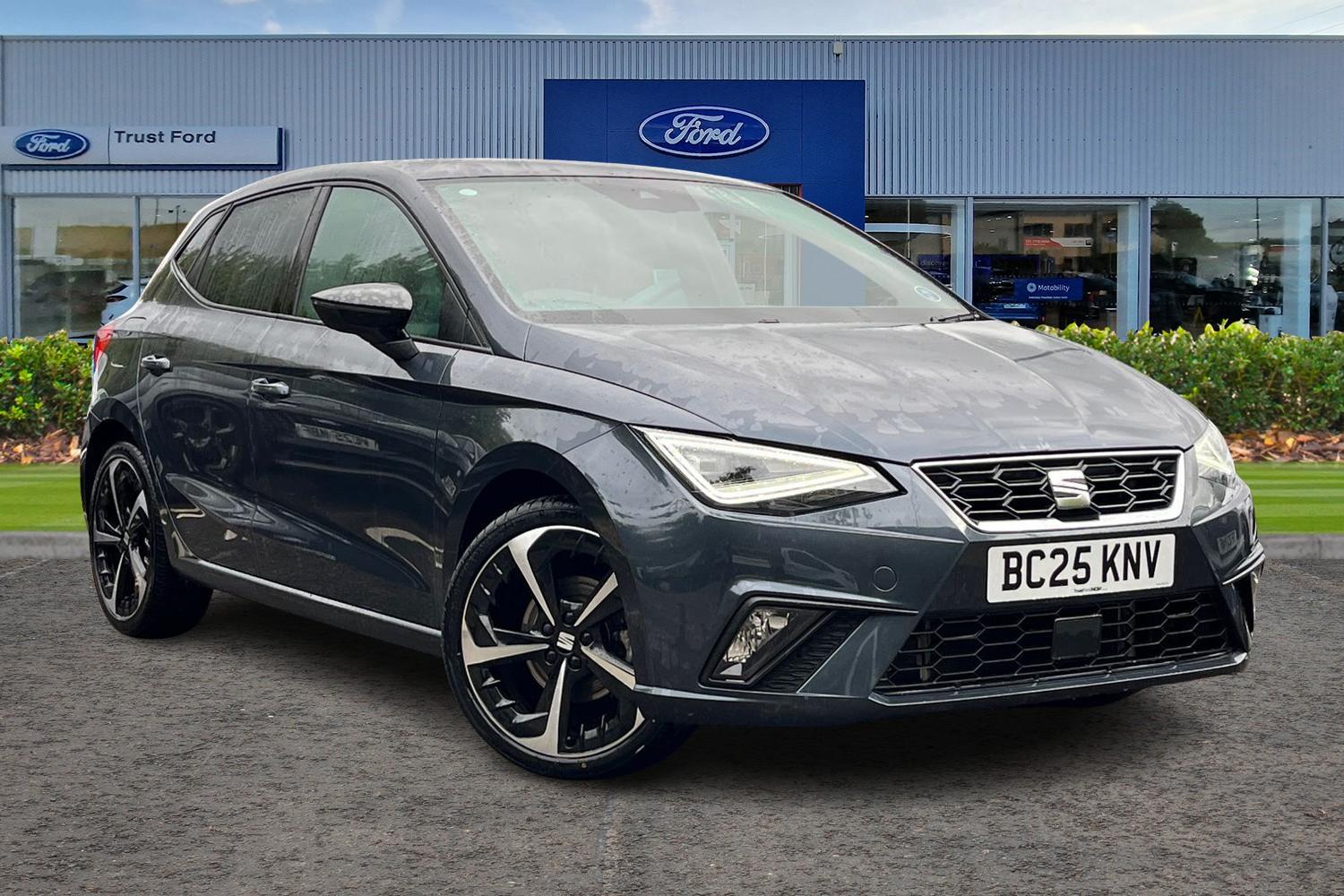 SEAT Ibiza Photo 0