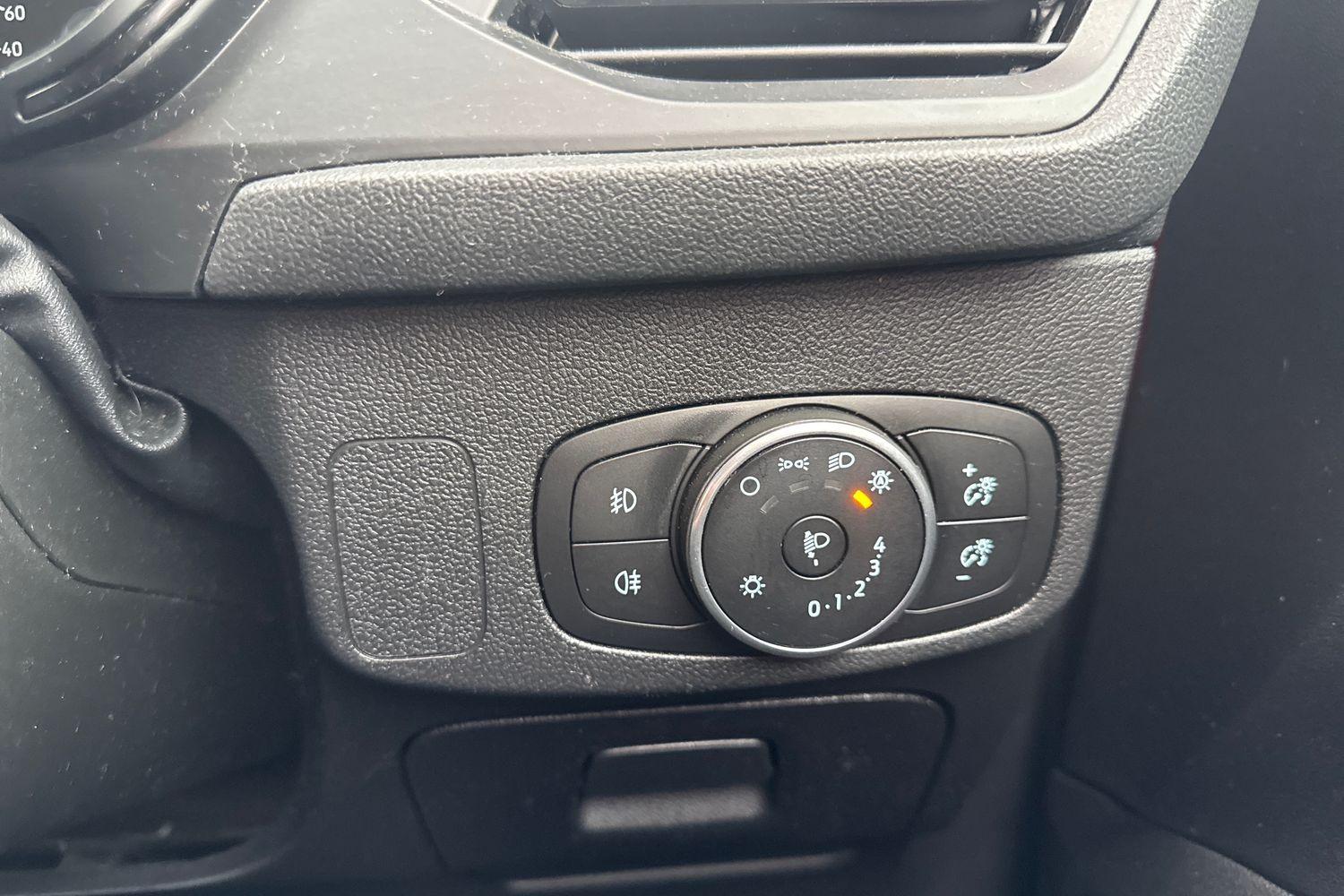 Ford Focus Photo 32