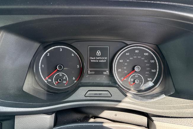 VOLKSWAGEN Transporter Photo 15