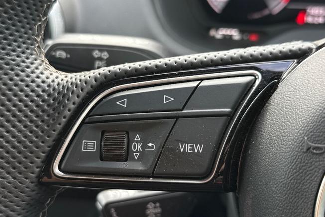 AUDI Q2 Photo 16