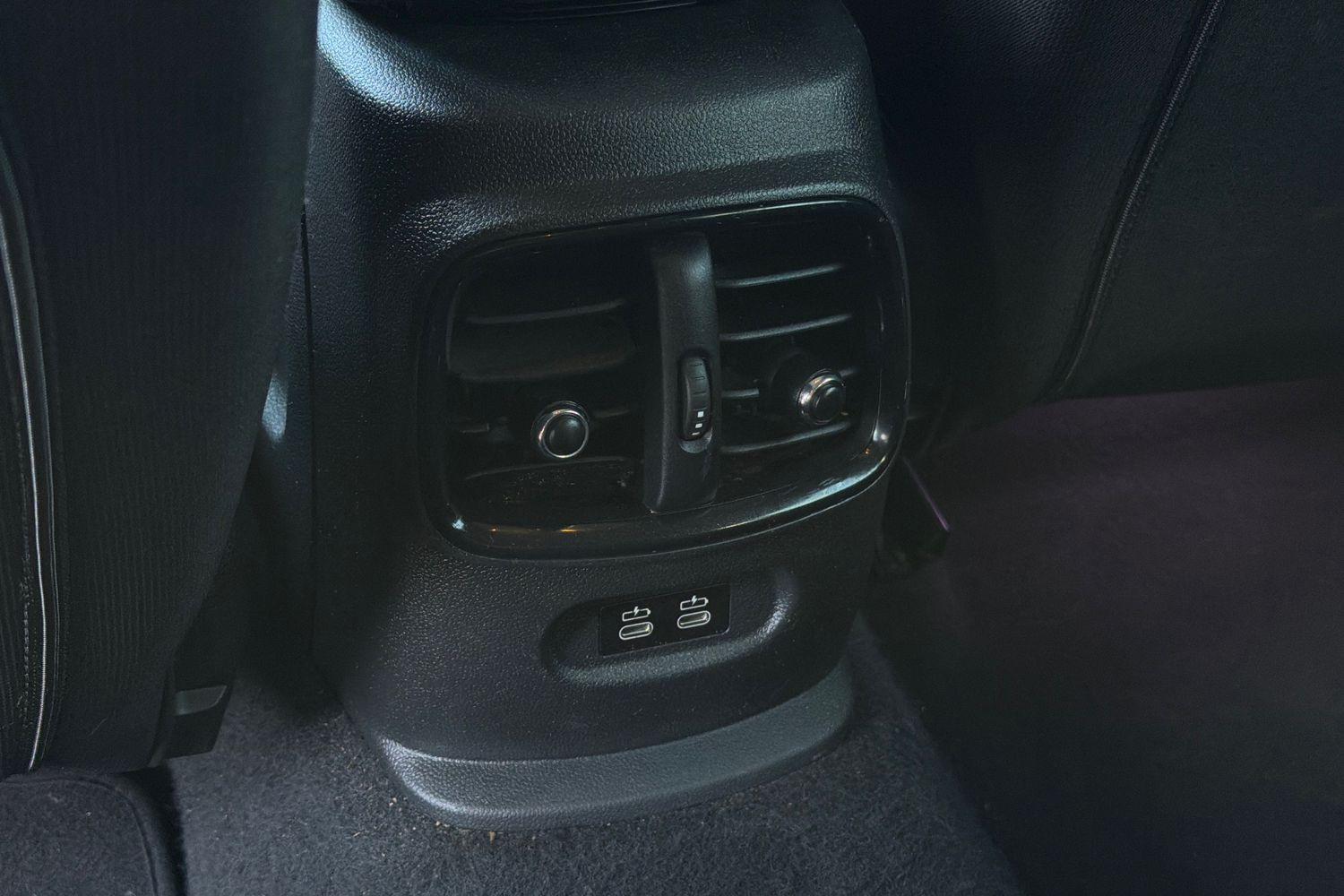 MINI CLUBMAN Photo 24