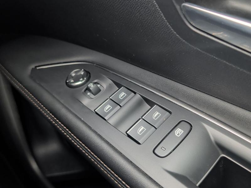 Used Peugeot 3008 LM72HCU 25