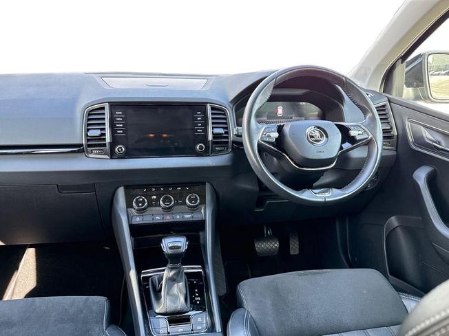 ŠKODA Karoq Photo 11