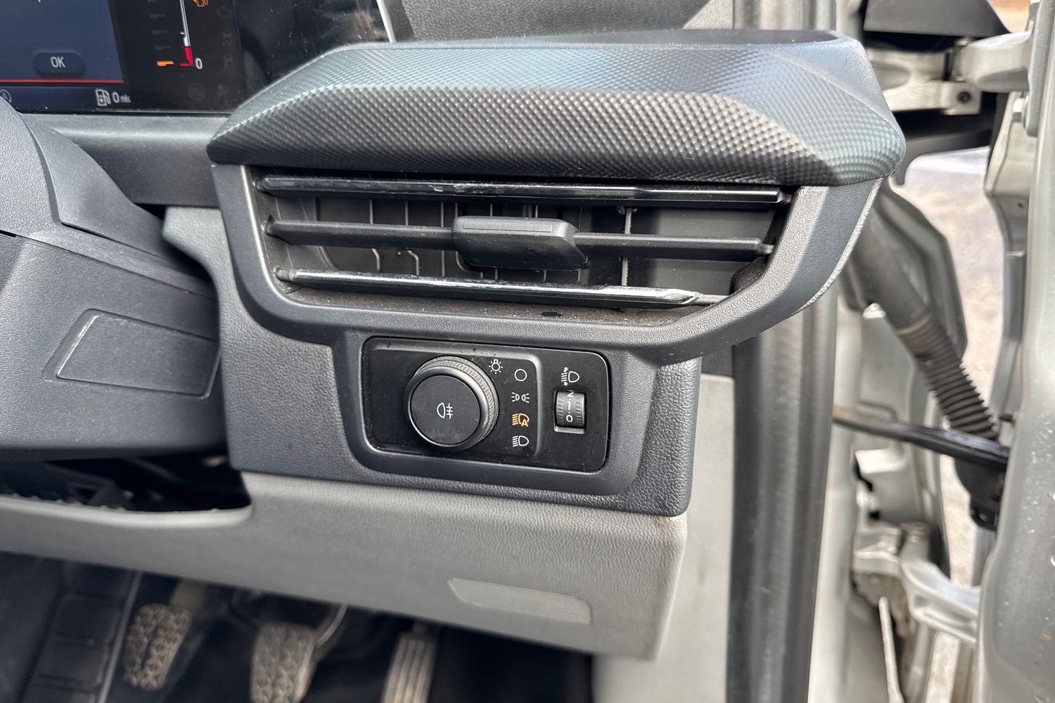 Ford TRANSIT CUSTOM Photo 26