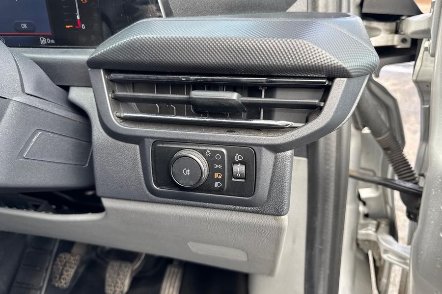Ford TRANSIT CUSTOM Photo autoimg-3c2f3a57c6e646acc631615c044afccafe0471d5.jpg