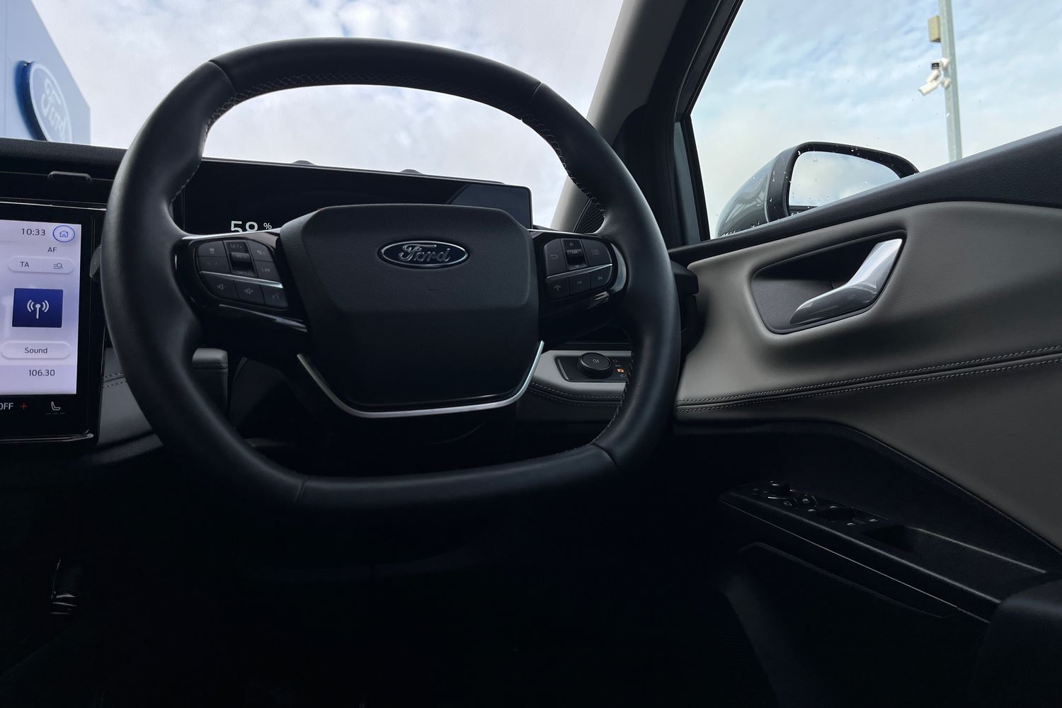 Ford Puma Gen-E Photo 11