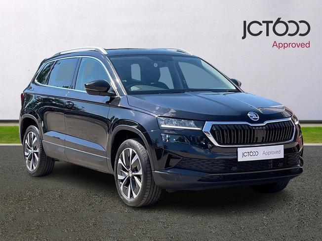 ŠKODA Karoq Photo 1