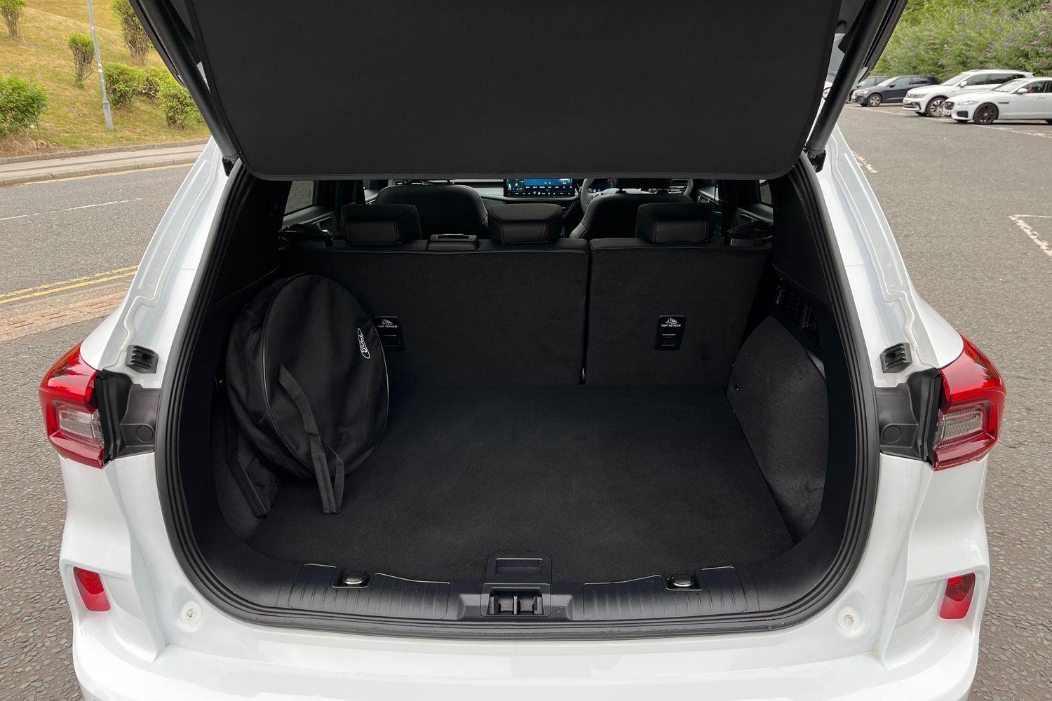 Ford KUGA Photo 20