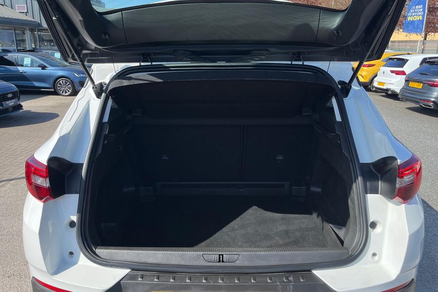 Vauxhall GRANDLAND X Photo autoimg-3c45756e514e52e3b7614b52bfe9ceb57aa6bb20.jpg
