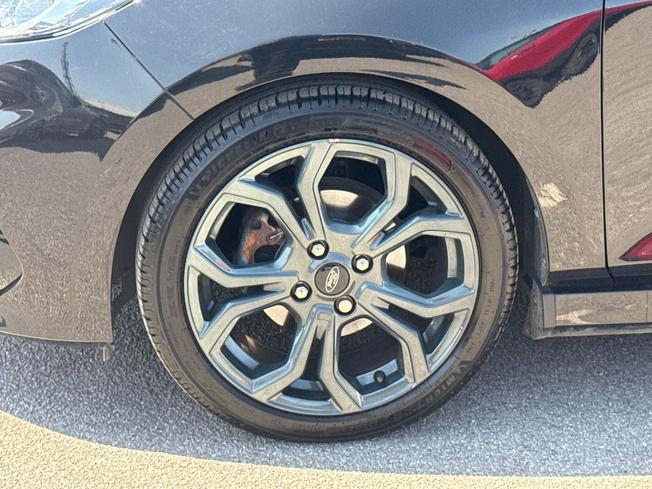 FORD Fiesta Photo 23