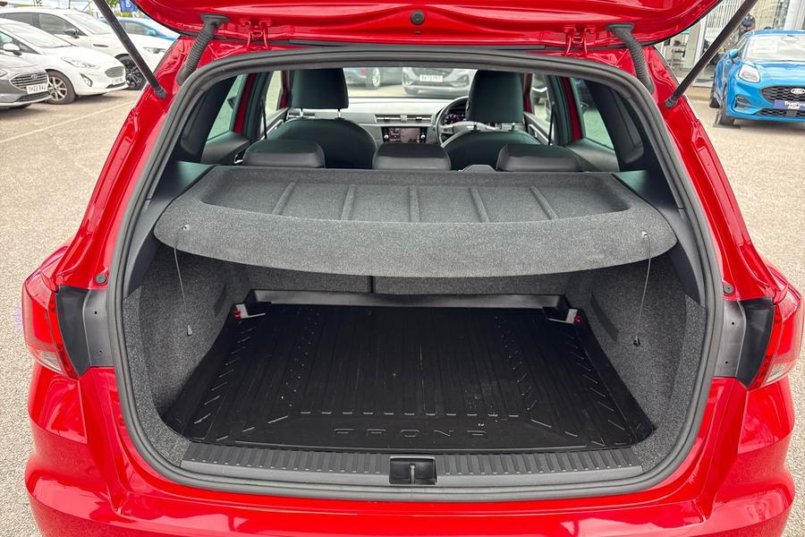 SEAT ARONA Photo autoimg-3c45c35665150460a65dfe77a0b4b6dedaae238e.jpg