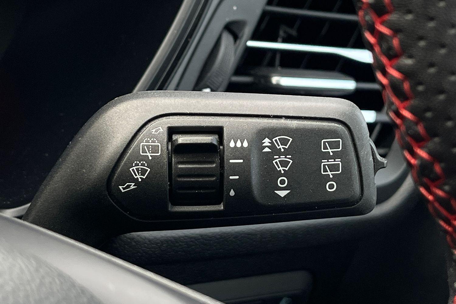 Ford KUGA Photo 14