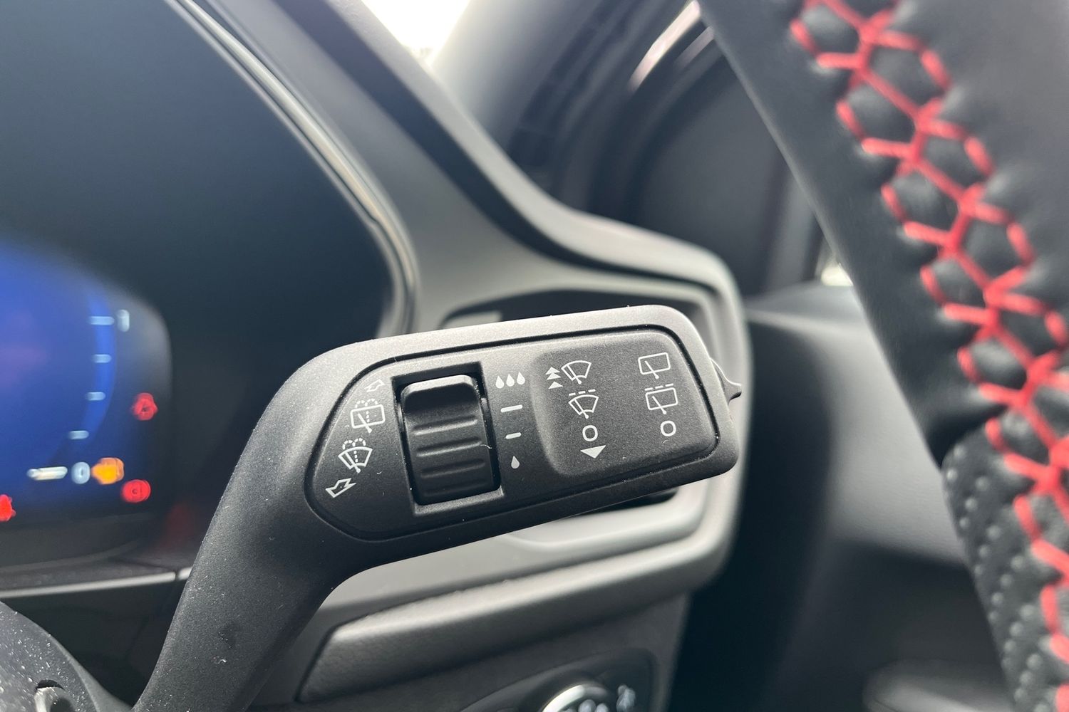 Ford FOCUS Photo 14