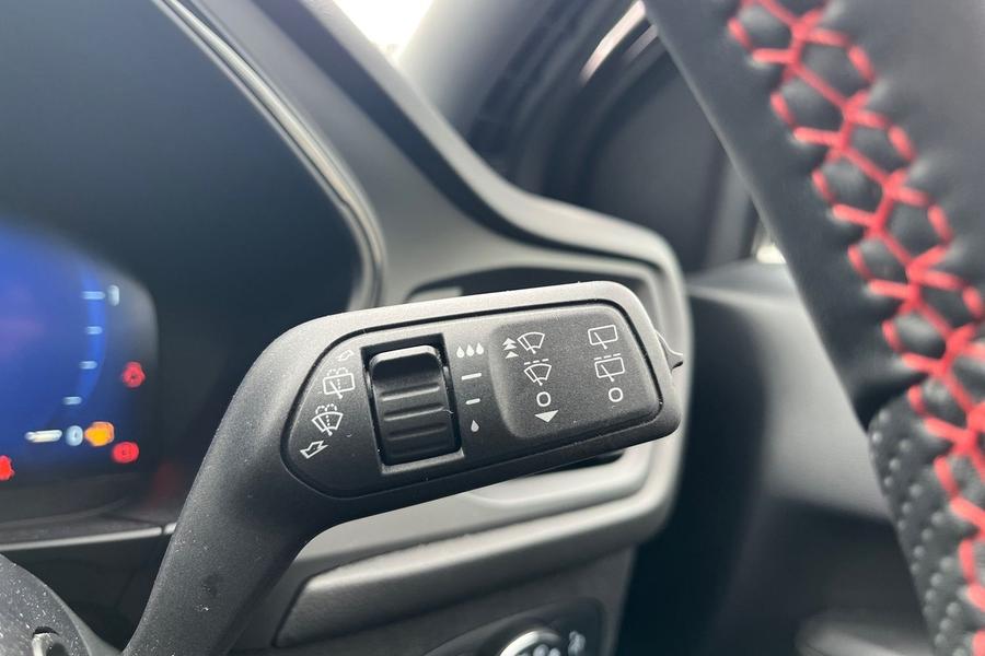 Ford FOCUS Photo autoimg-3c4a98922683fb8c2a614e19274892957f4bcff8.jpg