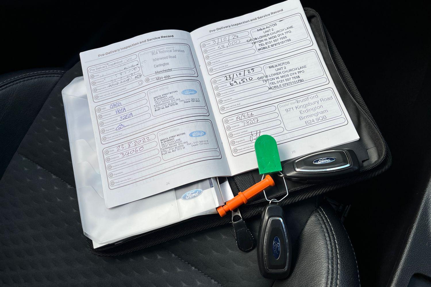 Ford FOCUS Photo 21