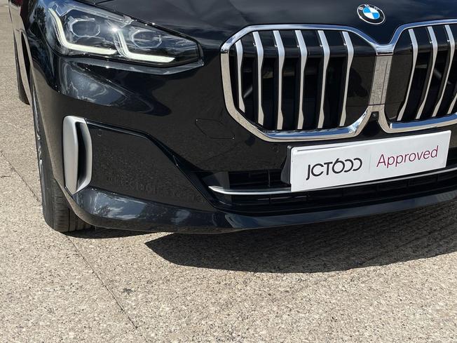 BMW 2 Series Active Tourer Photo 22