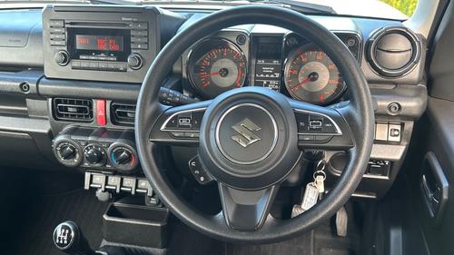 Suzuki Jimny Photo autoimg-3c4cca52789de2b094a7ce703c7f1f16c25c0b31.jpg