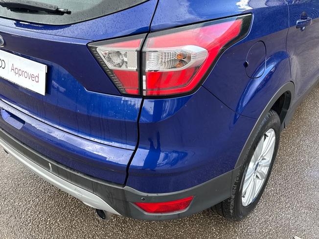 FORD Kuga Photo 18