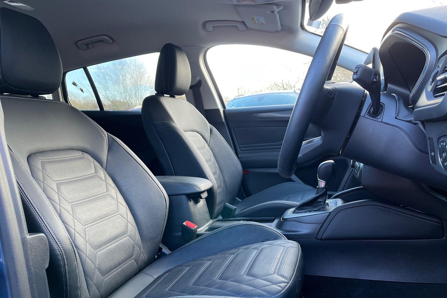Ford Focus Photo 16