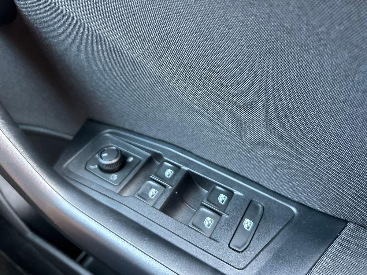 Volkswagen T-roc Photo autoimg-3c597f794514c0510ae5b8afc244ecae64815219.jpg