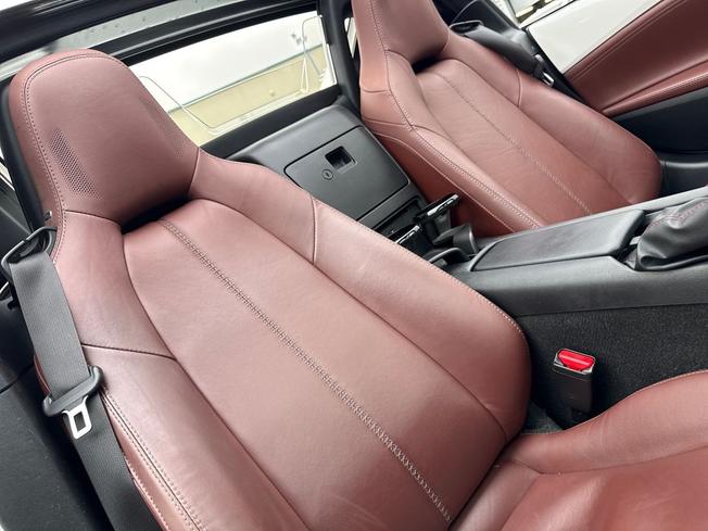 MAZDA MX-5 Photo 25