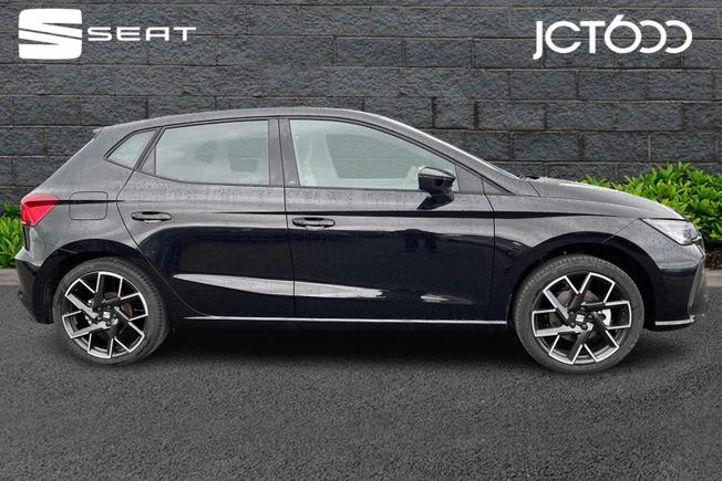 SEAT Ibiza Photo 4