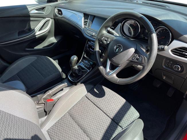 VAUXHALL Astra Photo 6