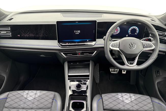 VOLKSWAGEN Tiguan Photo 10