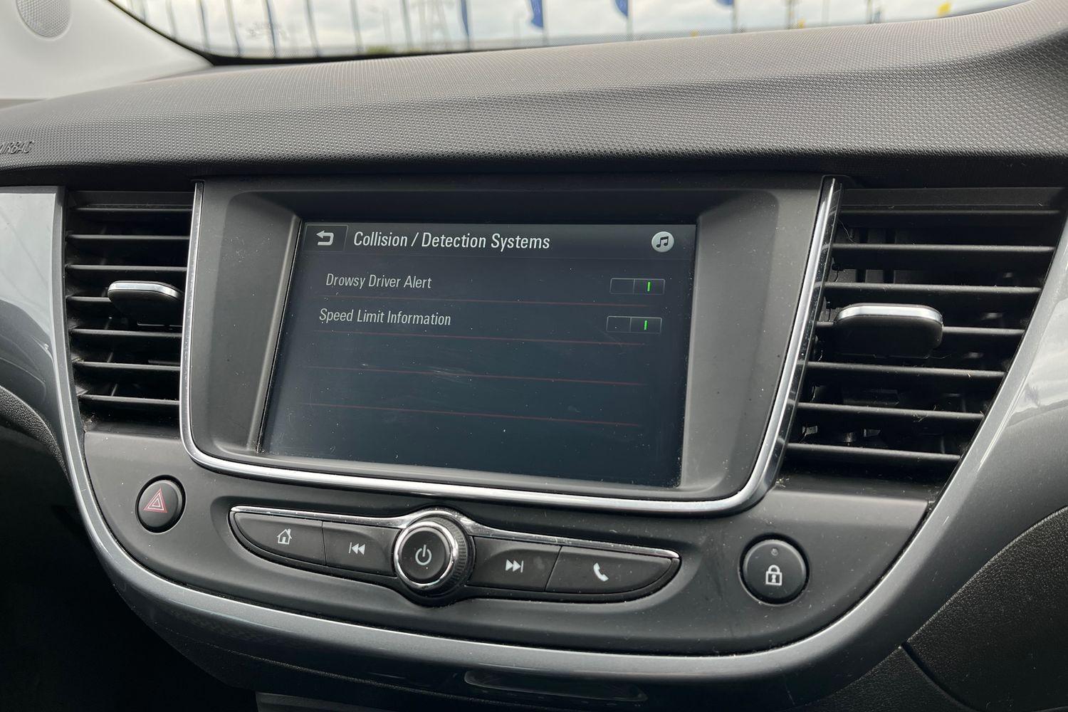 Vauxhall Crossland X Photo 23