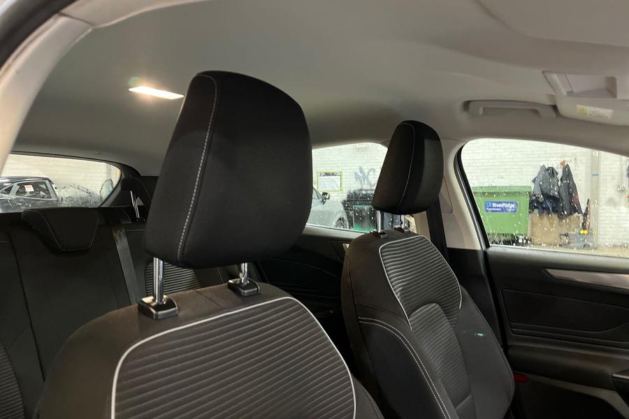Ford FOCUS Photo autoimg-3c5f6580f50be6463ddb4714a2d40a87ca5b35a8.jpg