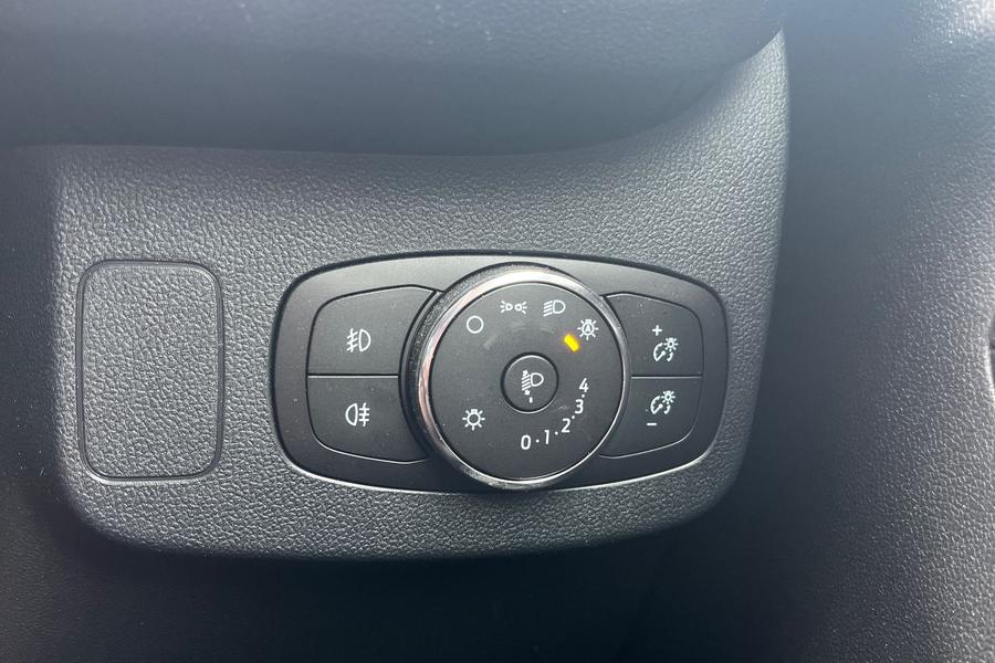 Ford PUMA Photo autoimg-3c6191e28c2cf96578a14c9c103ab948e3167c62.jpg